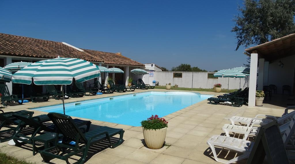 Auberge De La Fadaise Σαιντ-Μαρί-ντε-λα-Μερ Εξωτερικό φωτογραφία